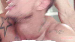 Hugo Arenas & Sergyo hot welcome bareback