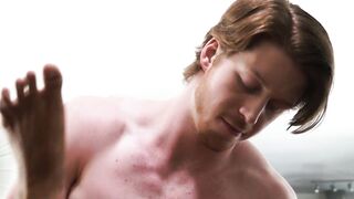 Straight Boy Elijah Alexandrov goes balls deep into Scotty