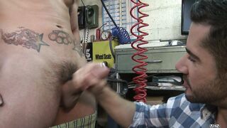 Body Shop - Dean Monroe, Phenix Saint