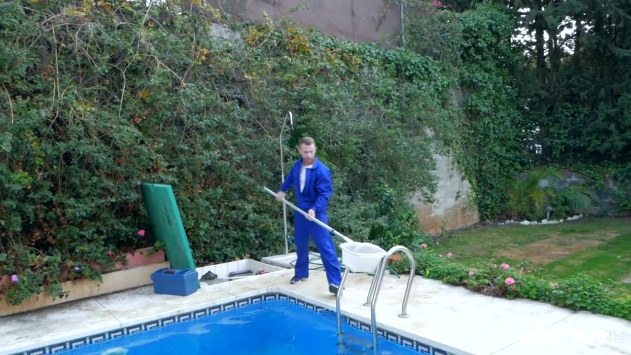 Soaking Wet (Diego Reyes, Miguel Angel) - YesGay.xyz