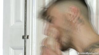 HORNY: Delan Benobe, Klein Kerr