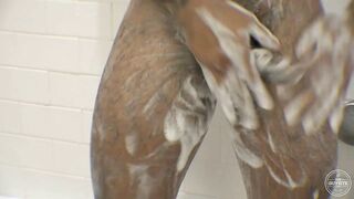 Bentley 2 - The Stock Broker