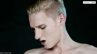 Heavenly Twinks - Scene 3