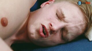 Spurting teen cum