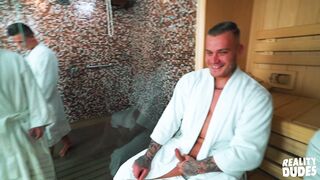 Dudes in Public 45 – Bathhouse