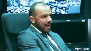 Supporting Co-Worker (Bruno Max, Sir Peter)