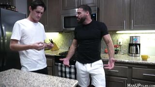 Tony's Magic Necklace