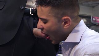 Hands Tied (Hector de Silva, Robbie Rojo)