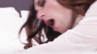 Manuel Skye, Shae Reynolds