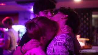 3 Tasty Teens